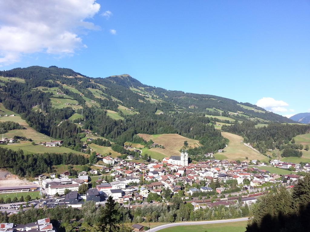 Landhaus Tirol Хопфгартен-им-Бриксенталь Экстерьер фото